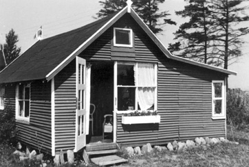 STIHUSVEJ 7, SMUT- LYSTRUP STRAND, efter tilbygning i 1962 STIHUSVEJ 7, SMUT- LYSTRUP STRAND, efter tilbygning i 1962
